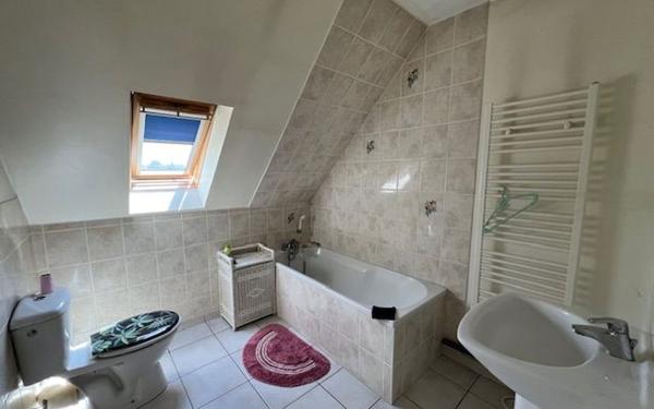 Maison à vendre    5 pièces •  Thésée