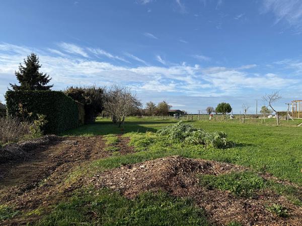 L'OPPORTUN - ASLONNES , Aslonnes