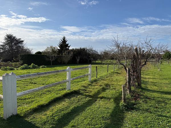 L'OPPORTUN - ASLONNES , Aslonnes