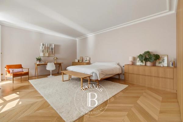 Paris 3ème, Appartement 6 Chambres -  269 m² à vendre