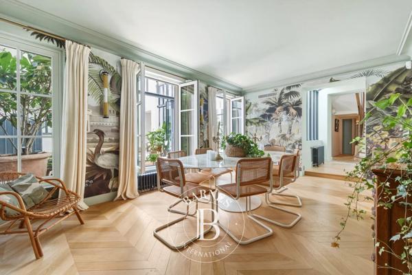 Paris 3ème, Appartement 6 Chambres -  269 m² à vendre