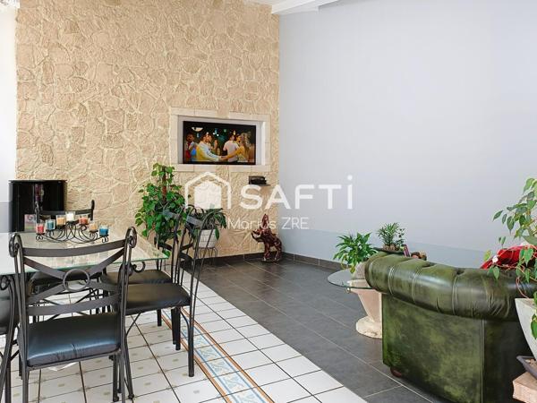 DOMAINE RÉSIDENTIEL AVEC INFRASTRUCTURES ÉQUESTRES