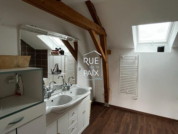 86120 BEUXES Maison en pierre rénovée à BEUXES