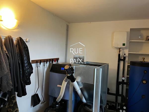 86120 BEUXES Maison en pierre rénovée à BEUXES