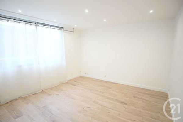 Appartement F3 à vendre  3 pièces - 58,62 m2 CHOISY LE ROI - 94