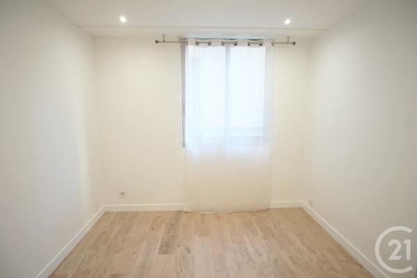 Appartement F3 à vendre  3 pièces - 58,62 m2 CHOISY LE ROI - 94