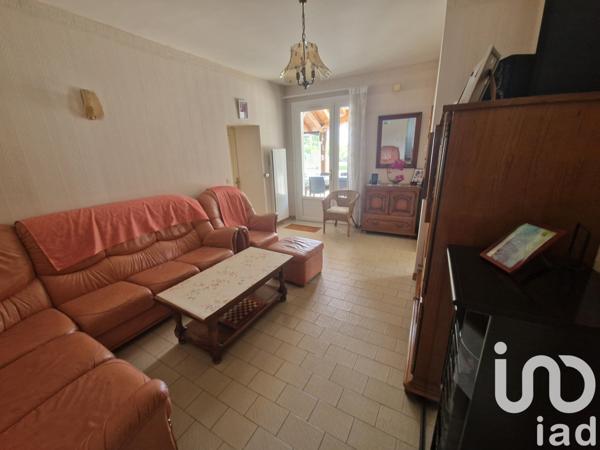 Immeuble à vendre 240 m² Saint-Jean-de-la-Ruelle