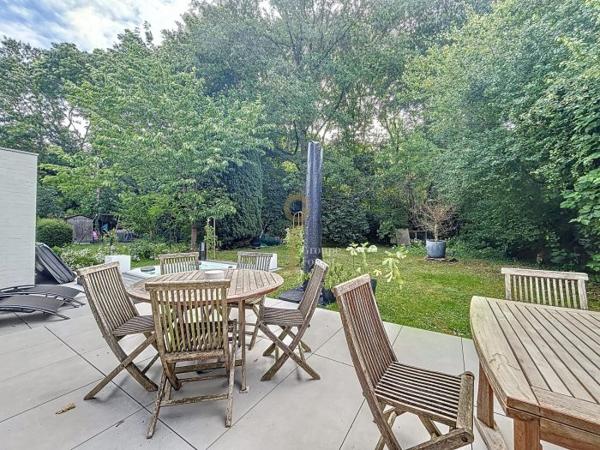 Maison mitoyenne 2 côtés Villeneuve-d'Ascq 130 m²