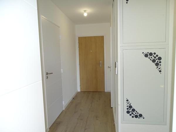 Appartement à FOUGERES, 35300 - 4 pièces 85m²