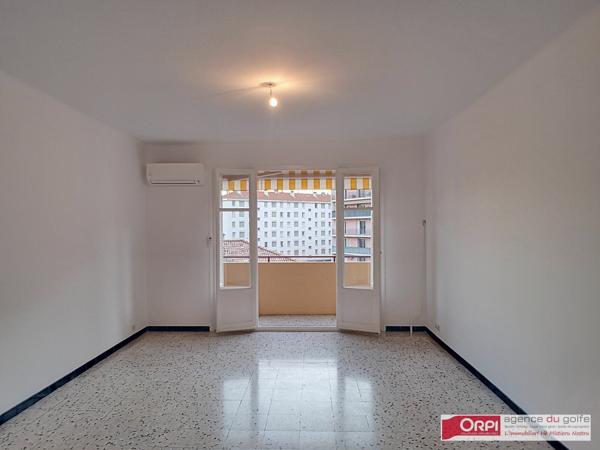 Appartement à louer    2 pièces •  Ajaccio