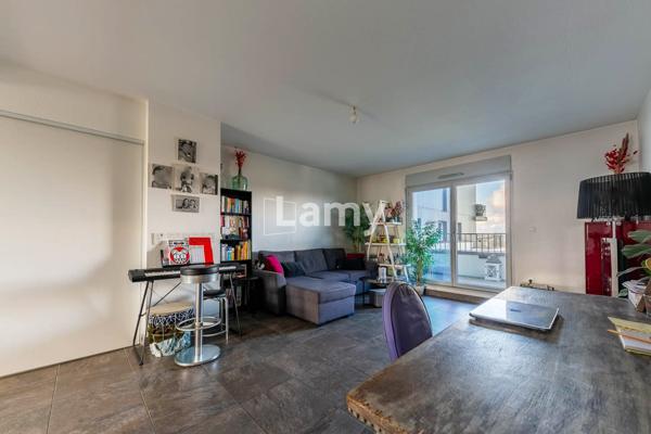 Superbe t4 avec 2 pk et cave