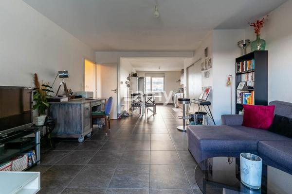 Superbe t4 avec 2 pk et cave