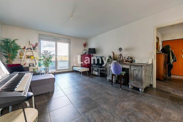 Superbe t4 avec 2 pk et cave