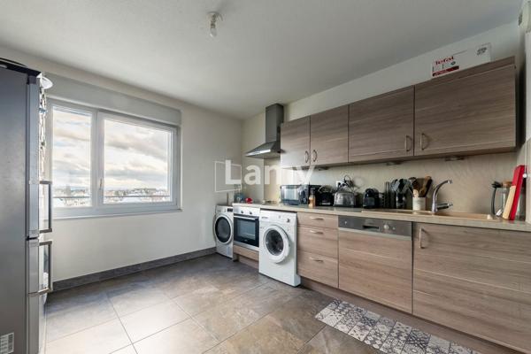 Superbe t4 avec 2 pk et cave