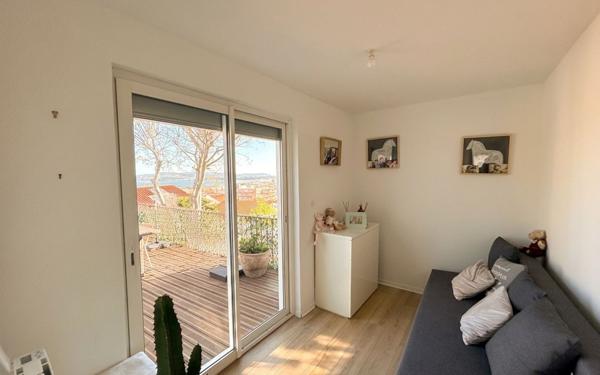 Appartement à vendre    3 pièces • 93,21 m2 Sète