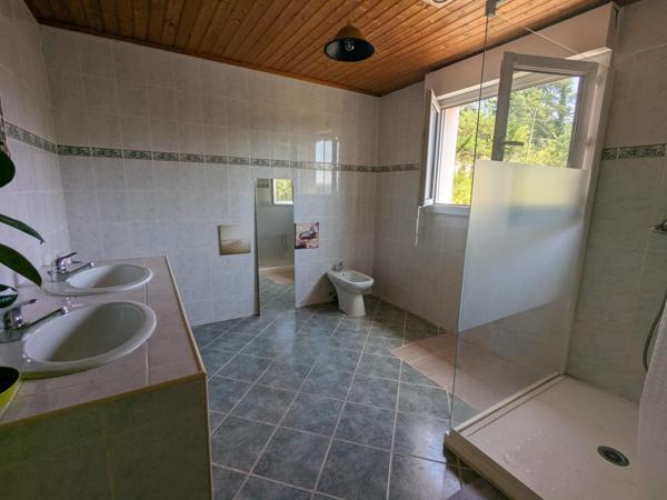 Grande maison à deux minutes du centre ville