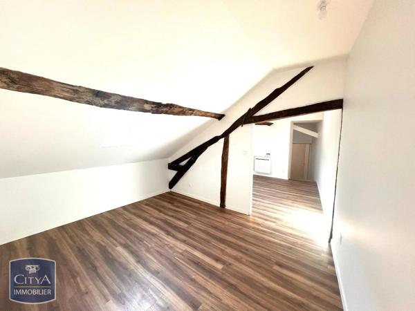 Appartement à louer 3 pièces 113.4m² Chinon (37500)