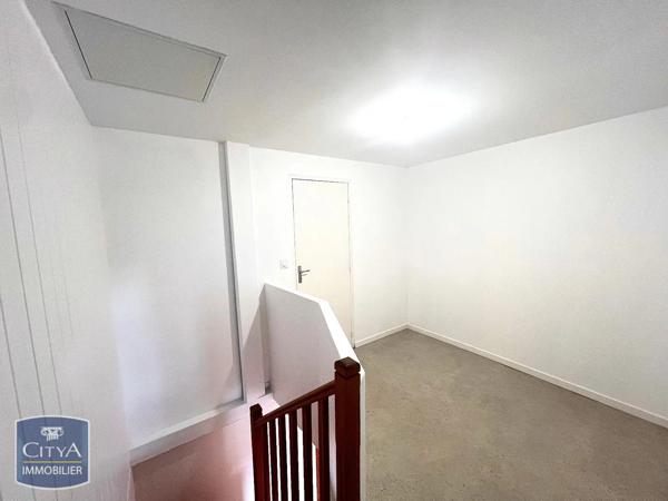 Appartement à louer 3 pièces 113.4m² Chinon (37500)