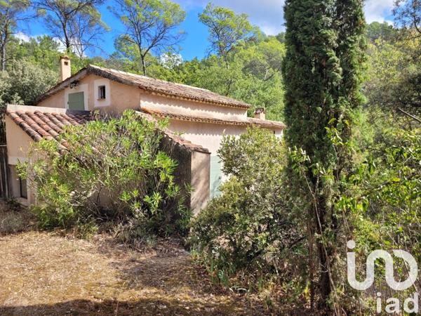 Maison de campagne 4 pièces de 83 m² à Flayosc (83780)