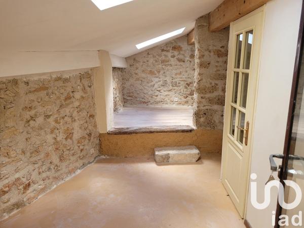 Maison de campagne 4 pièces de 83 m² à Flayosc (83780)