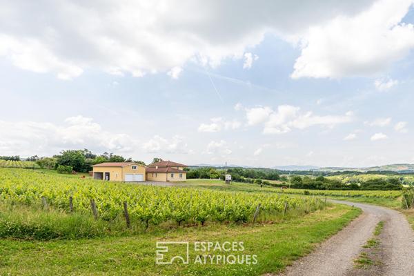Villa avec vue panoramique et dépendance équestre