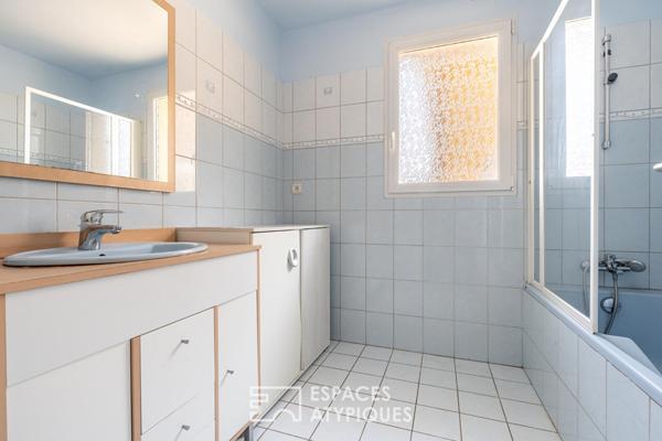 Villa avec vue panoramique et dépendance équestre