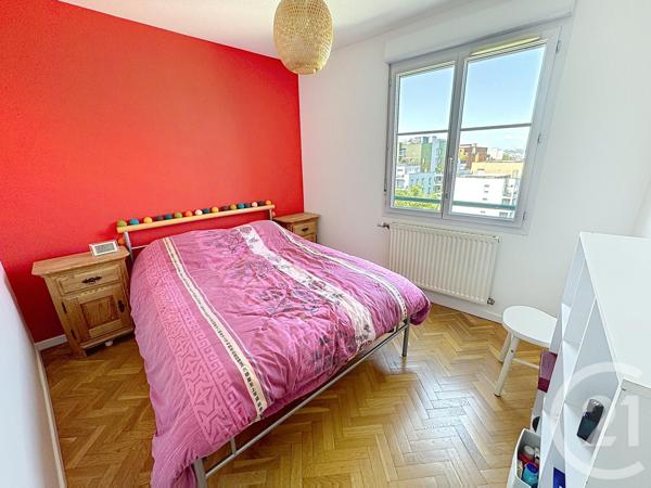Appartement F3 à vendre  3 pièces - 67,37 m 2   LYON  - 69008