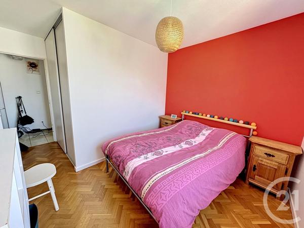 Appartement F3 à vendre  3 pièces - 67,37 m 2   LYON  - 69008