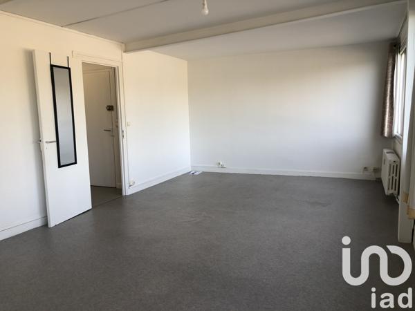 Location appartement 1 pièce 43 m² Limoges