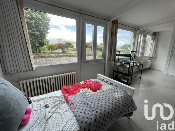 Location appartement 1 pièce 43 m² Limoges