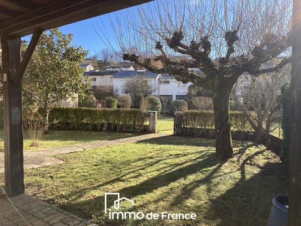 Maison Type 5 avec jardin et garage deux voitures