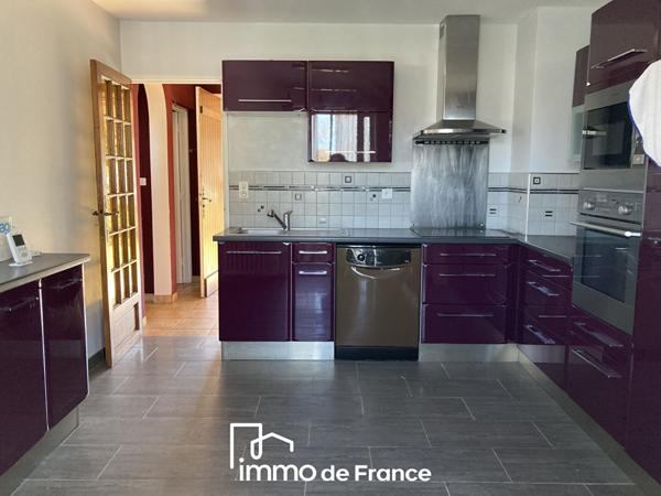 Maison Type 5 avec jardin et garage deux voitures