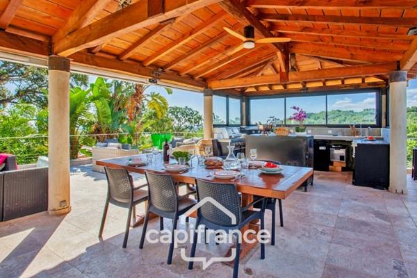 Dpt Corse (20), à vendre VENZOLASCA maison P9 de 265m2 avec piscine