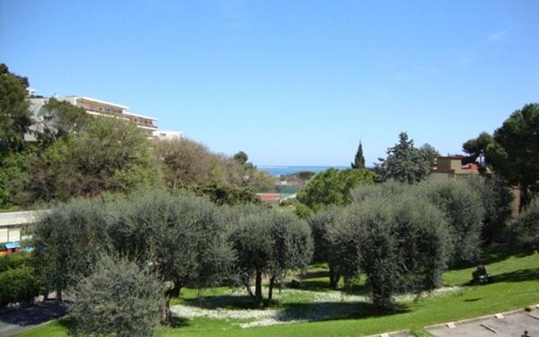 Appartement à vendre    2 pièces • 60,69 m2 Villeneuve-Loubet