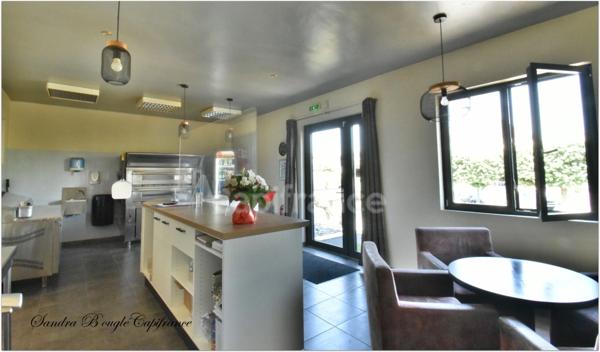 Fonds de commerce et mur commerciaux, à vendre LA GUERCHE DE BRETAGNE (35)