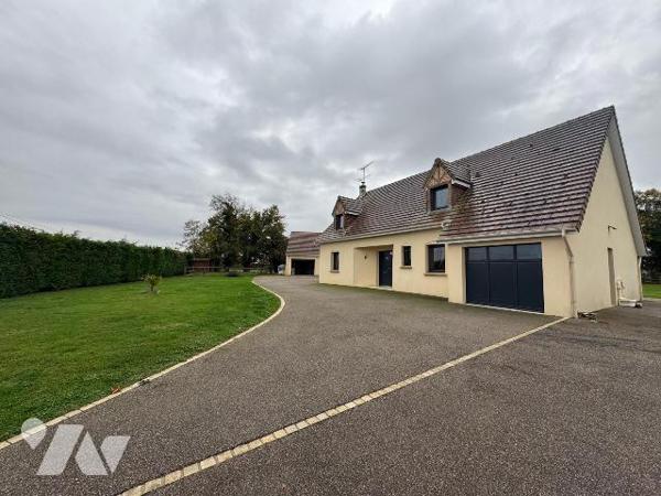 L'Etude de Maître Céline YVER-FOURQUEMIN, Notaire à ARGENTAN (Orne), vous propose :