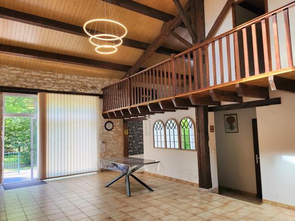 Belle Maison en Pierre - gîte et piscines - à vendre - 6 pièces - proche de VILLEREAL (47)