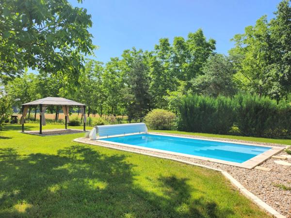 Belle Maison en Pierre - gîte et piscines - à vendre - 6 pièces - proche de VILLEREAL (47)