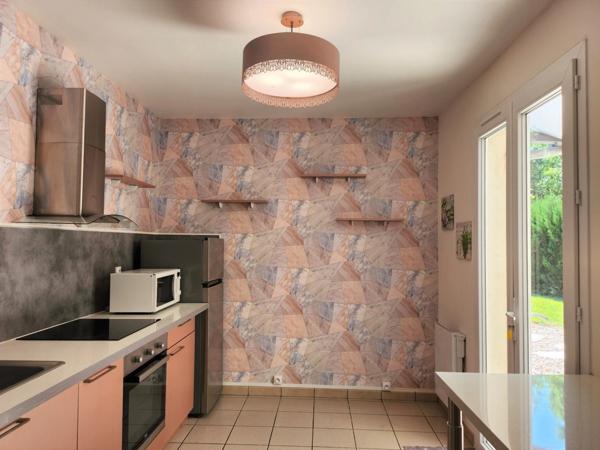 Belle Maison en Pierre - gîte et piscines - à vendre - 6 pièces - proche de VILLEREAL (47)