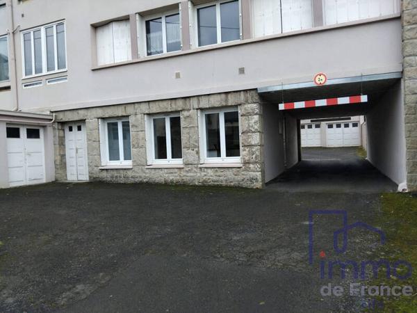 Appartement 4 pièces                                        - 43000 Le Puy-en-Velay Réf : 2593-CIFVFOREZVELAY