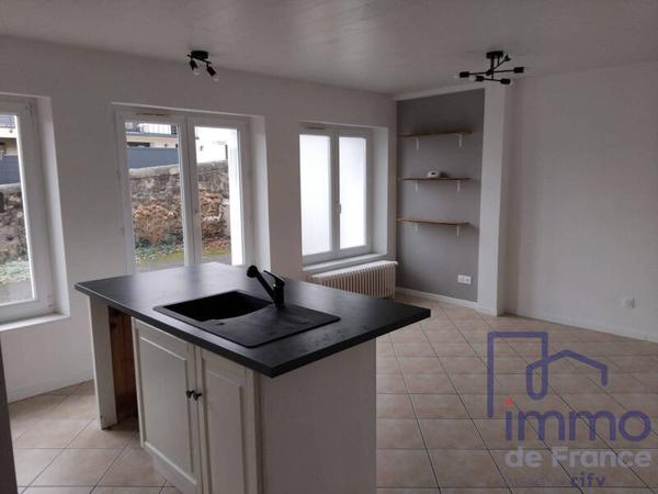 Appartement 4 pièces                                        - 43000 Le Puy-en-Velay Réf : 2593-CIFVFOREZVELAY