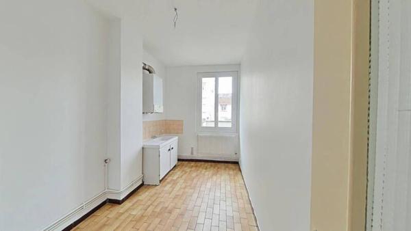 Appartement 2 pièces                                        - 42100 Saint-Étienne Réf : 12036