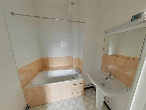 Appartement 2 pièces                                        - 42100 Saint-Étienne Réf : 12036