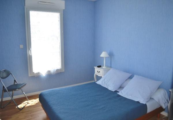 Appartement T3 LES SABLES A LOUER A L ANNEE