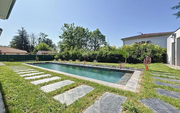 Maison à vendre    5 pièces •  Bergerac