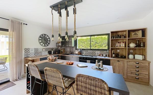 Maison à vendre    5 pièces •  Bergerac