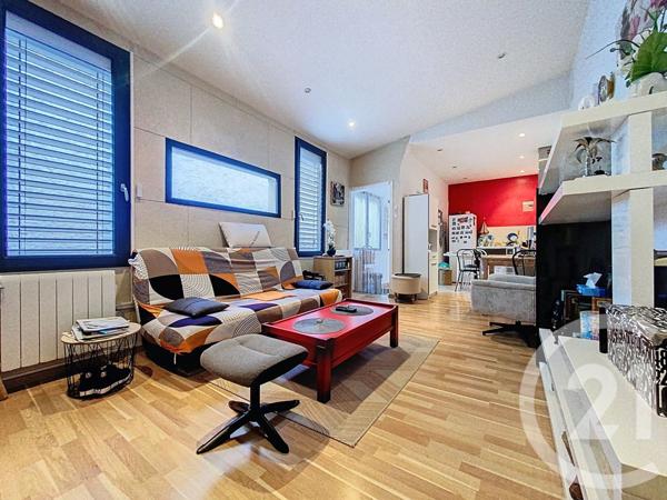 Appartement F2 à vendre  2 pièces - 54,80 m2 ROCHEFORT - 17