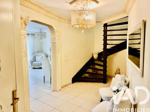 Maison à vendre 6 pièces 117 m² Saint-Brice-sous-Forêt