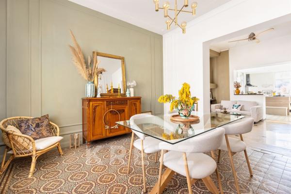 DEMEURE BOURGEOISE AU COEUR DE LA VILLE