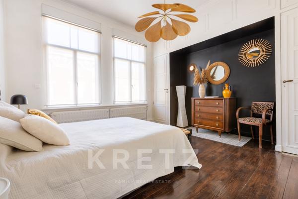 DEMEURE BOURGEOISE AU COEUR DE LA VILLE